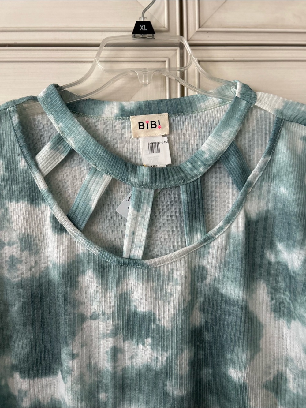 BiBi Teal and White Tie-Dye Ribbed Short Sleeve Top with Cutout Neck - Picture 3 of 6